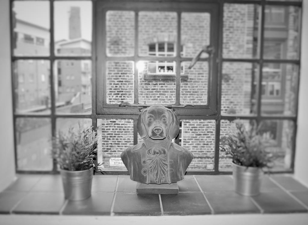 Oyo Approved Serviced Apartments Steam Mill Chester Exterior photo