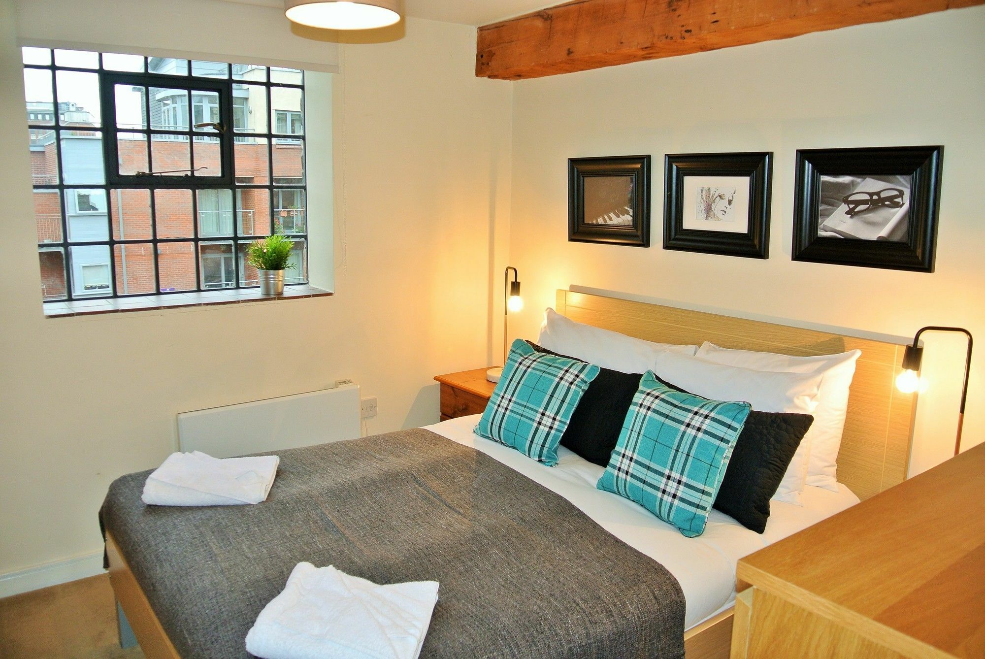 Oyo Approved Serviced Apartments Steam Mill Chester Exterior photo
