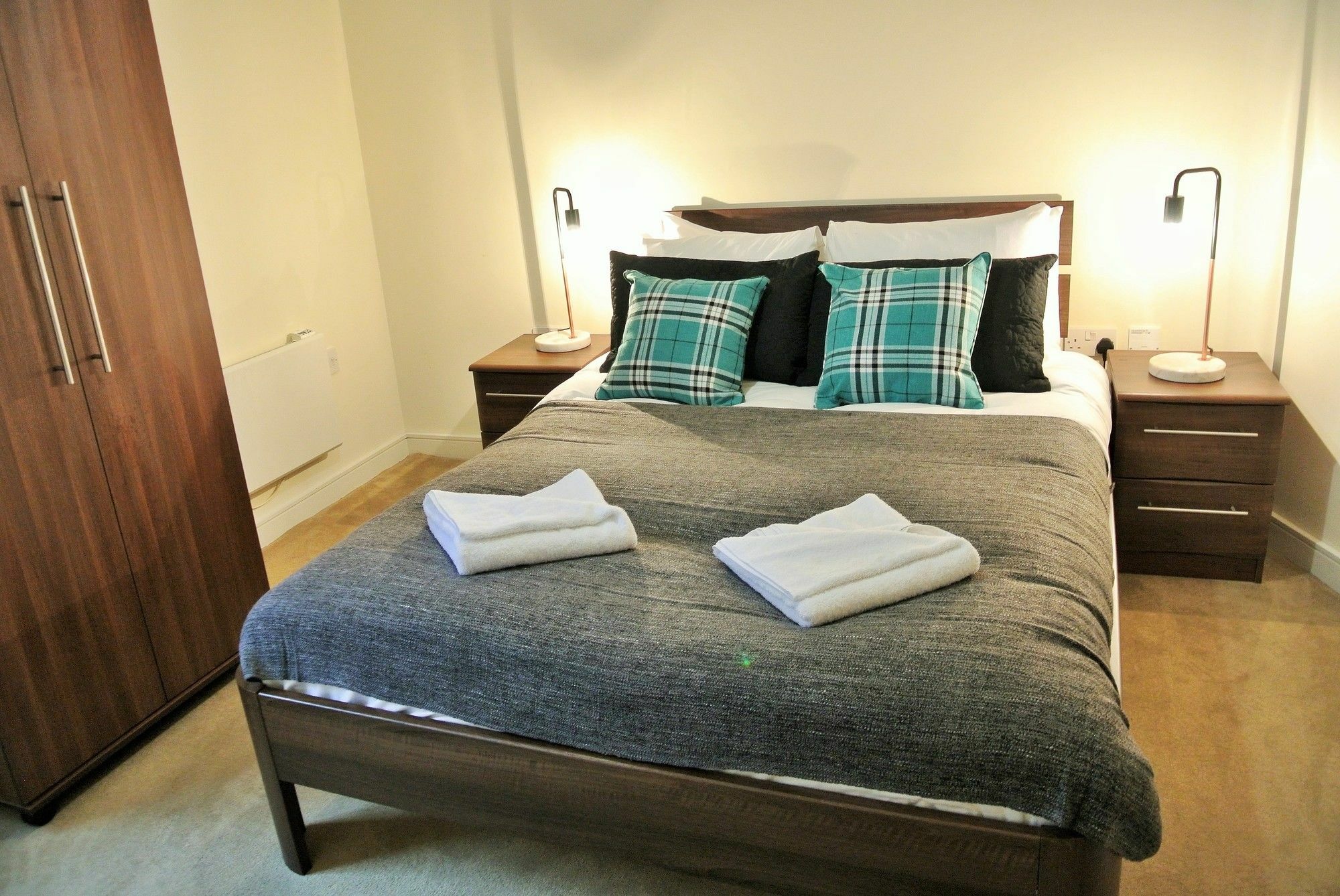 Oyo Approved Serviced Apartments Steam Mill Chester Exterior photo